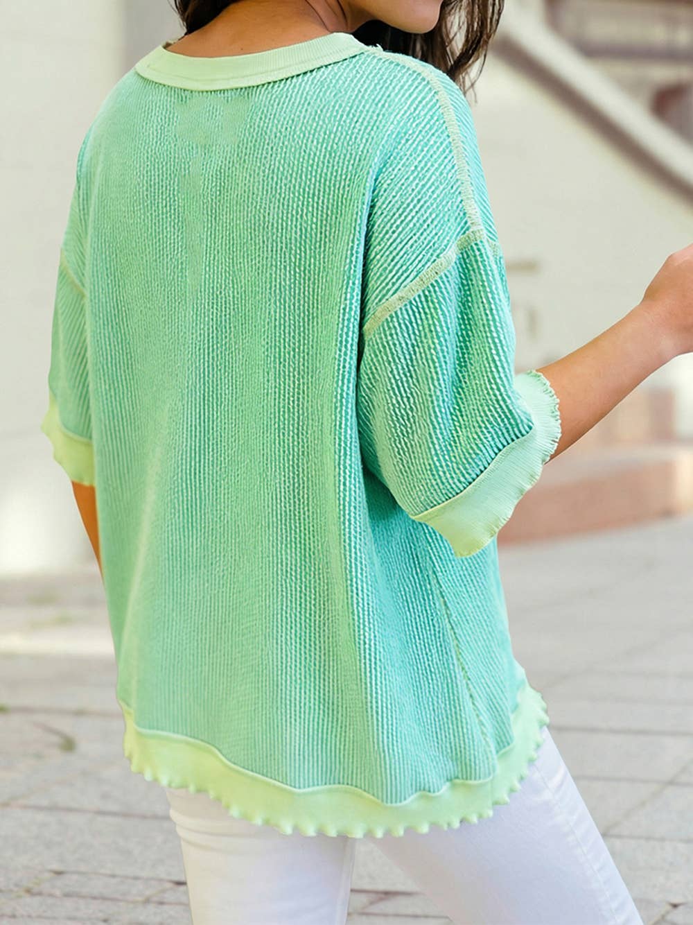 Loose Uneven Hem Twist Ribbed T Shirt