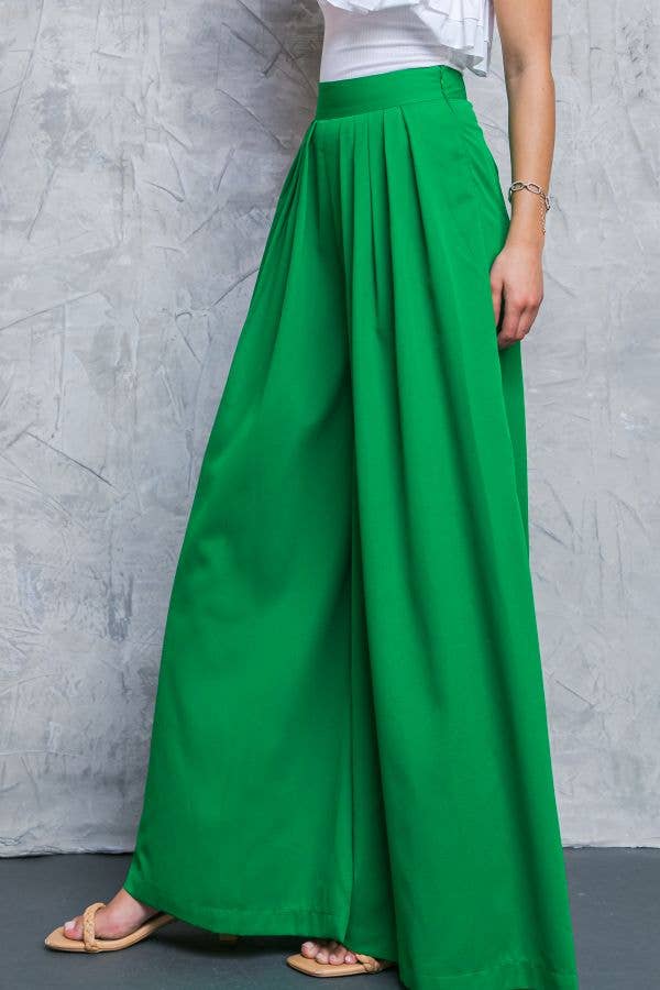 A solid woven pant - IP7901