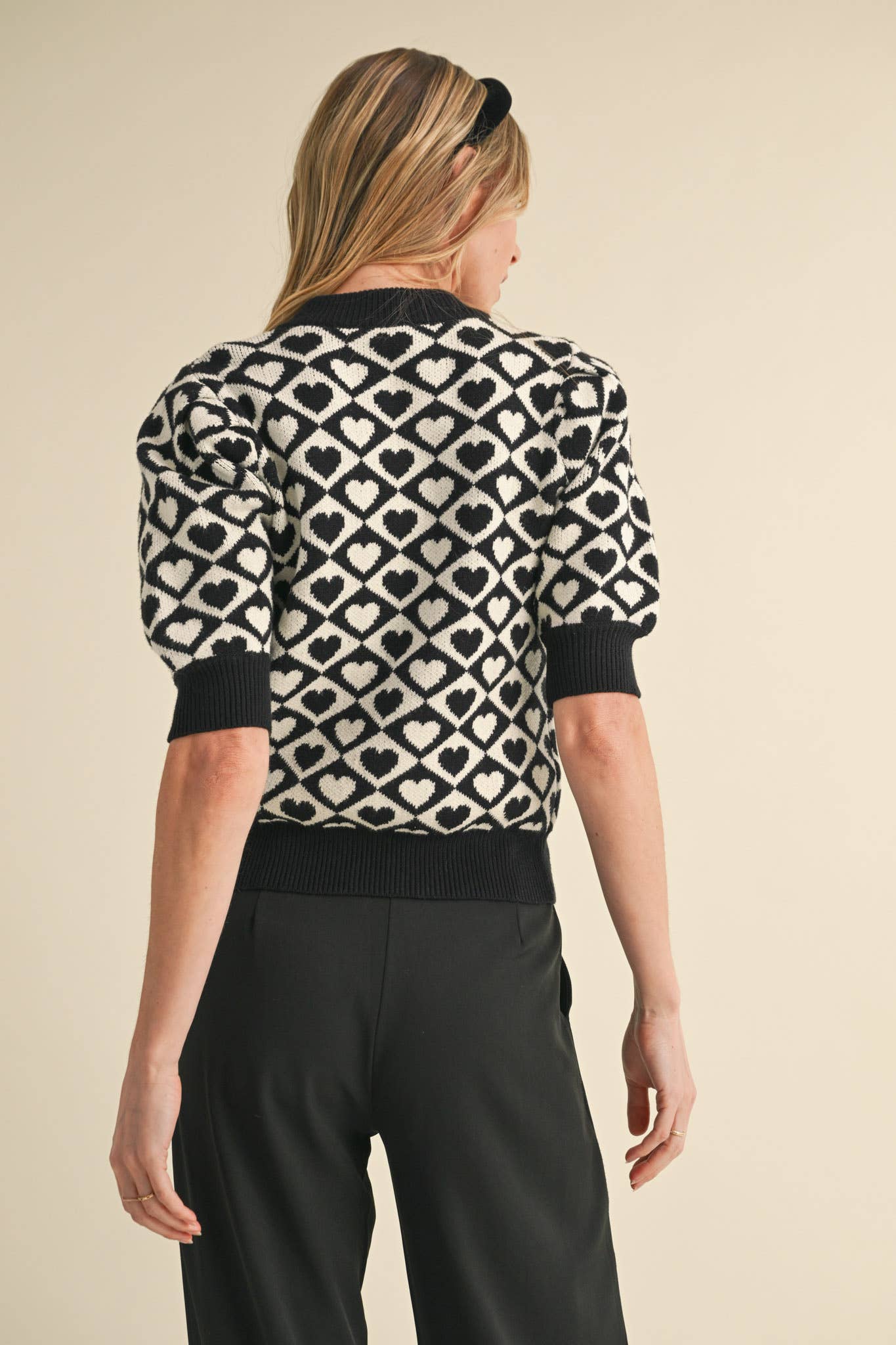 CHECKERED HEART PATTERN SWEATER