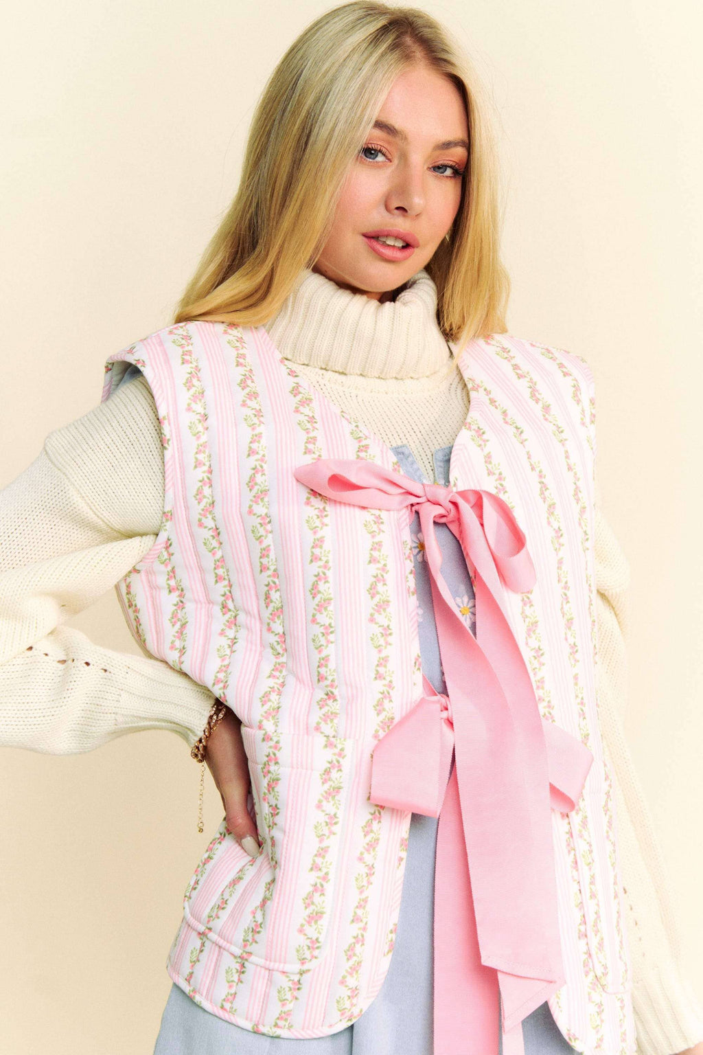 QUILTED FLORAL BOW TIE FRONT PADDING VEST JACKET
