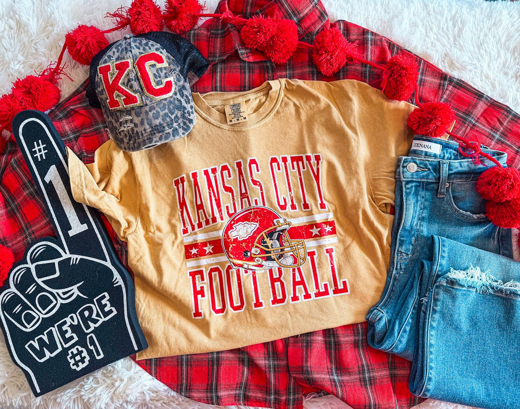 KANSAS CITY FOOTBALL TRENDY STARS TEE (MUSTARD)