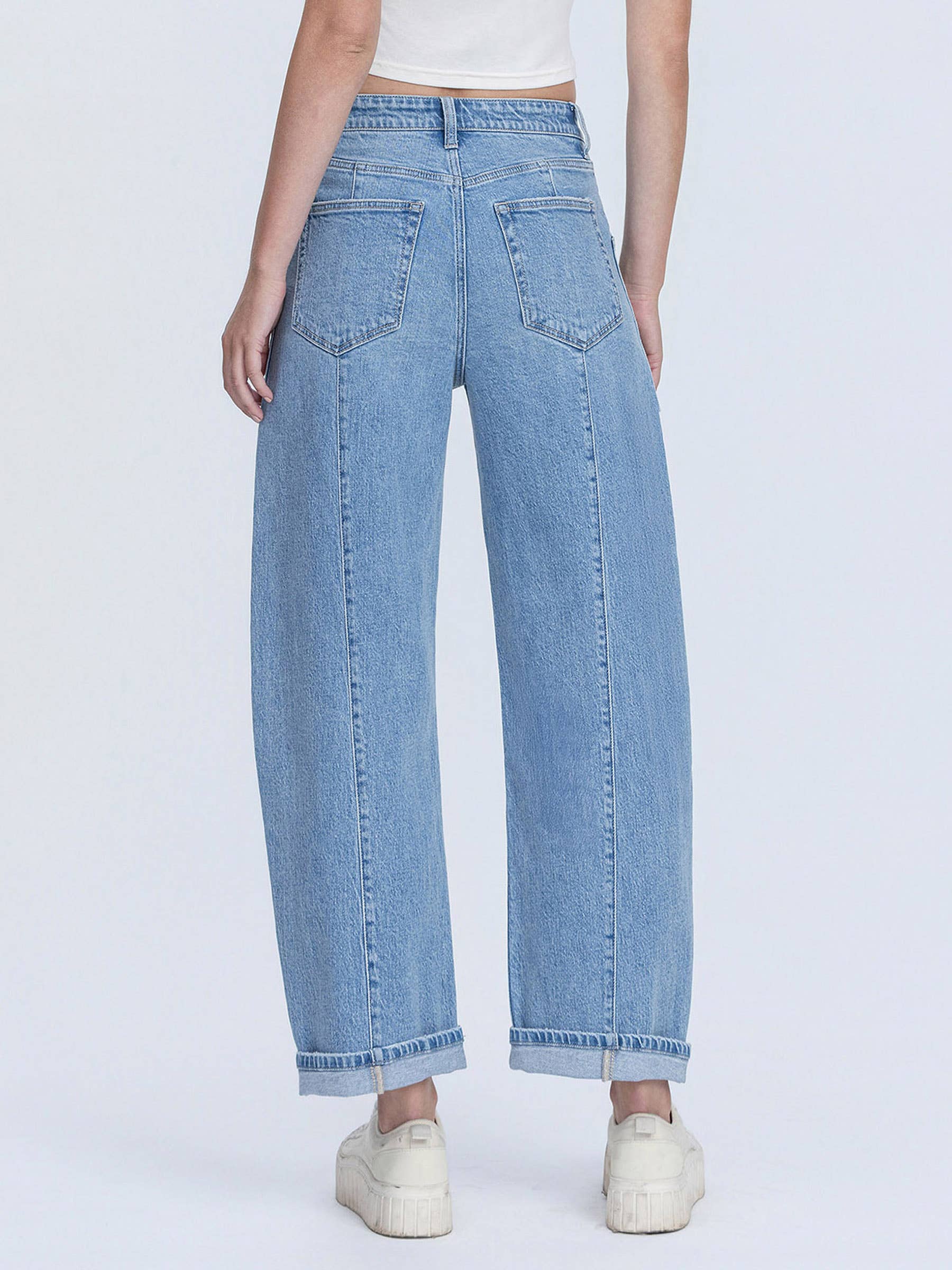 SUPER HIGH RISE PATCH POCKET CUFFED BARREL JEANS F9134