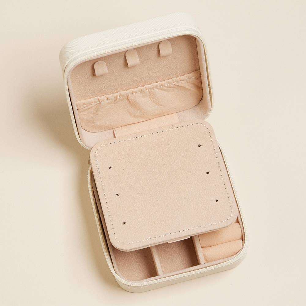 Cherry and Checker Pattern Portable Square Jewelry Box