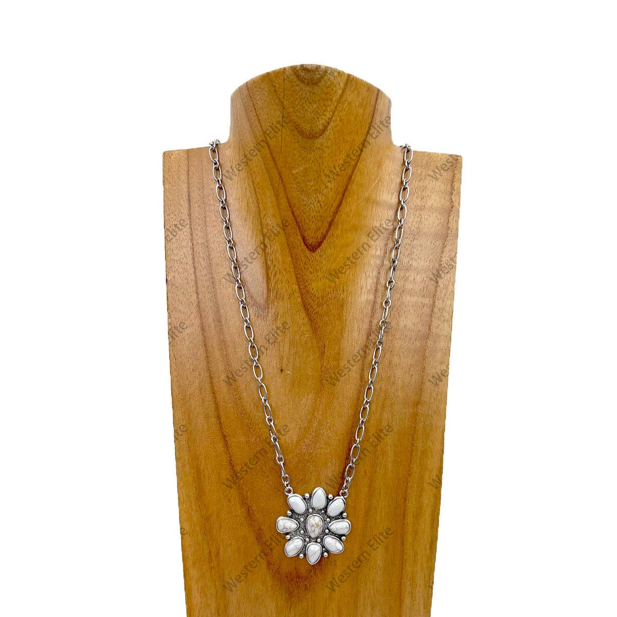21 inches silver metal chain with green turquoise stone flower concho pendent Necklace
