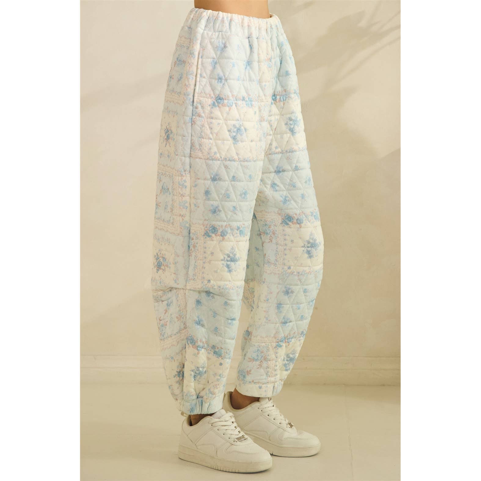 Floral textured lounge pants