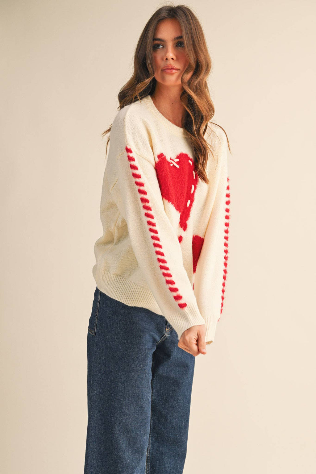 FUZZY HEART KNIT SWEATER WITH WHIP STITCH