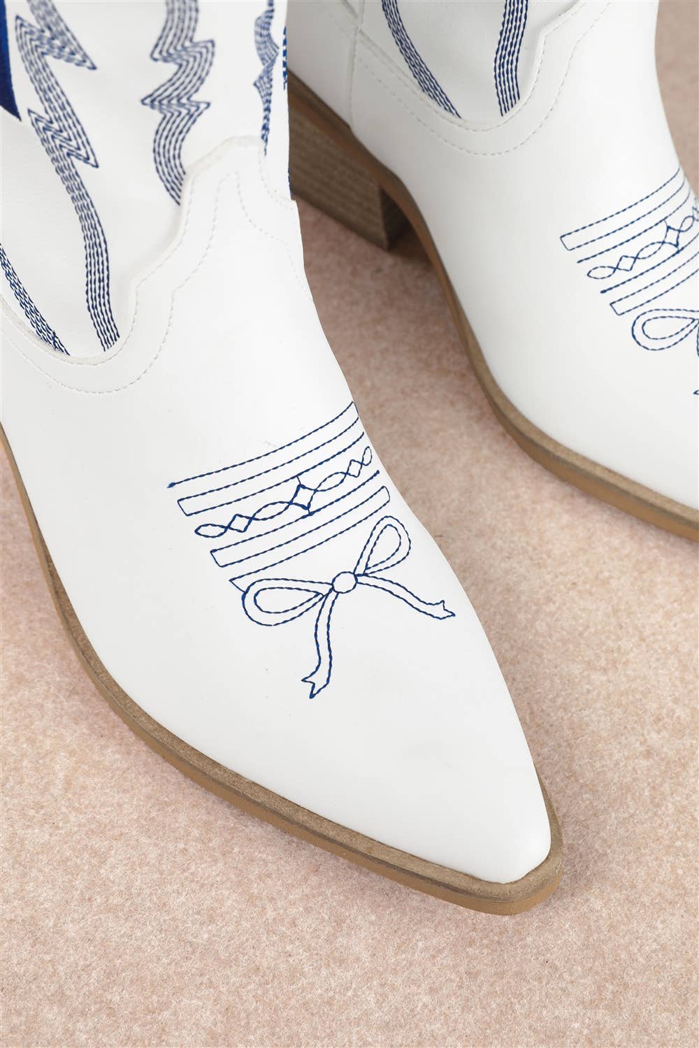 ZETA RIBBON EMBROIDERY WESTERN ANKLE BOOTS