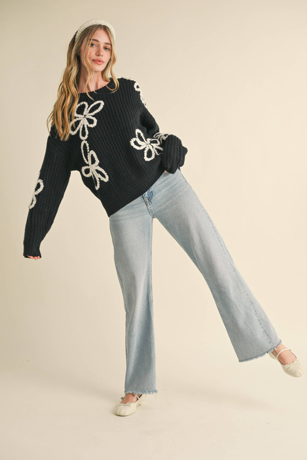 FLORAL CONTRAST STITCH PULLOVER SWEATER