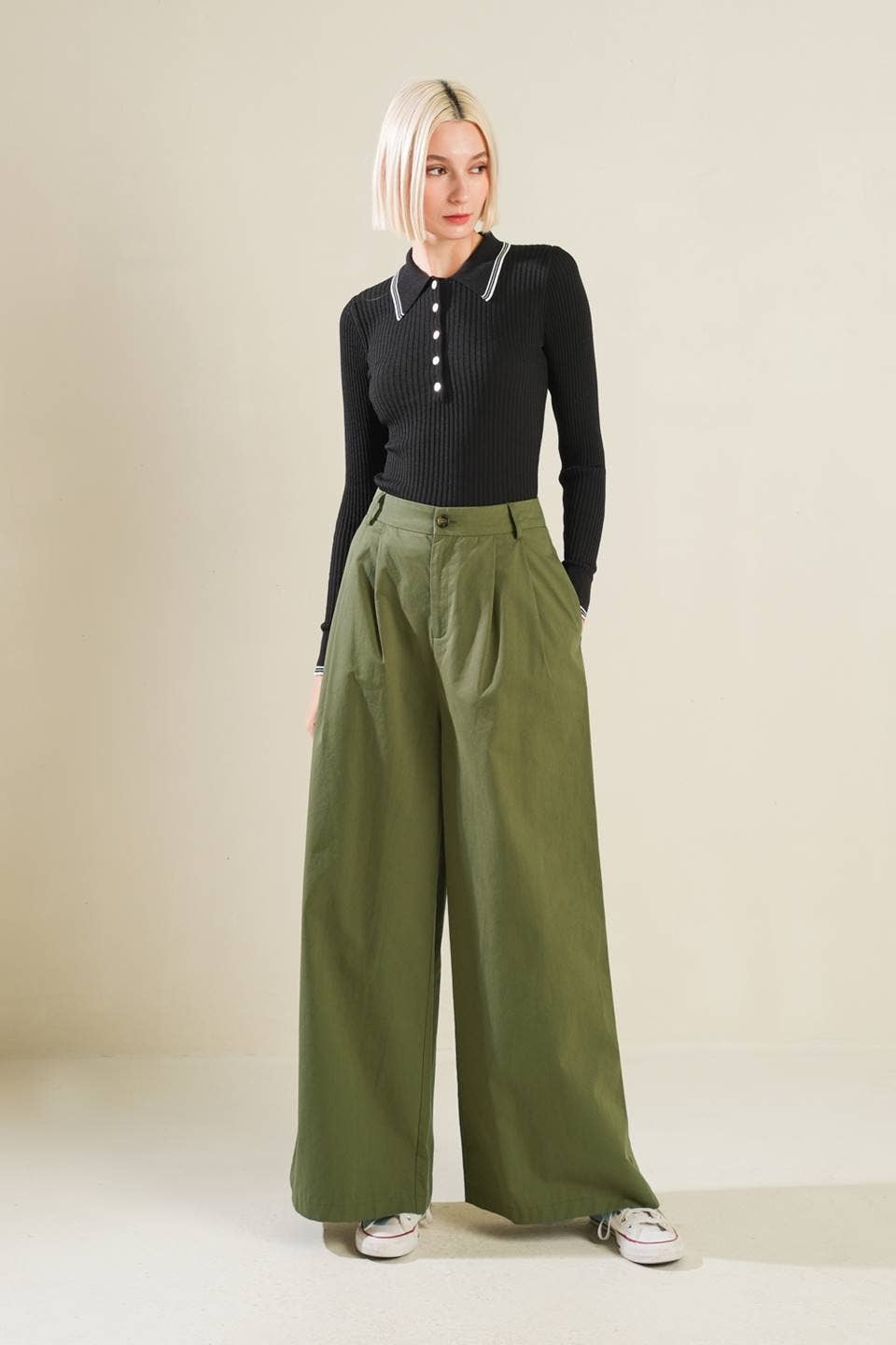 A solid woven pant - FP1315