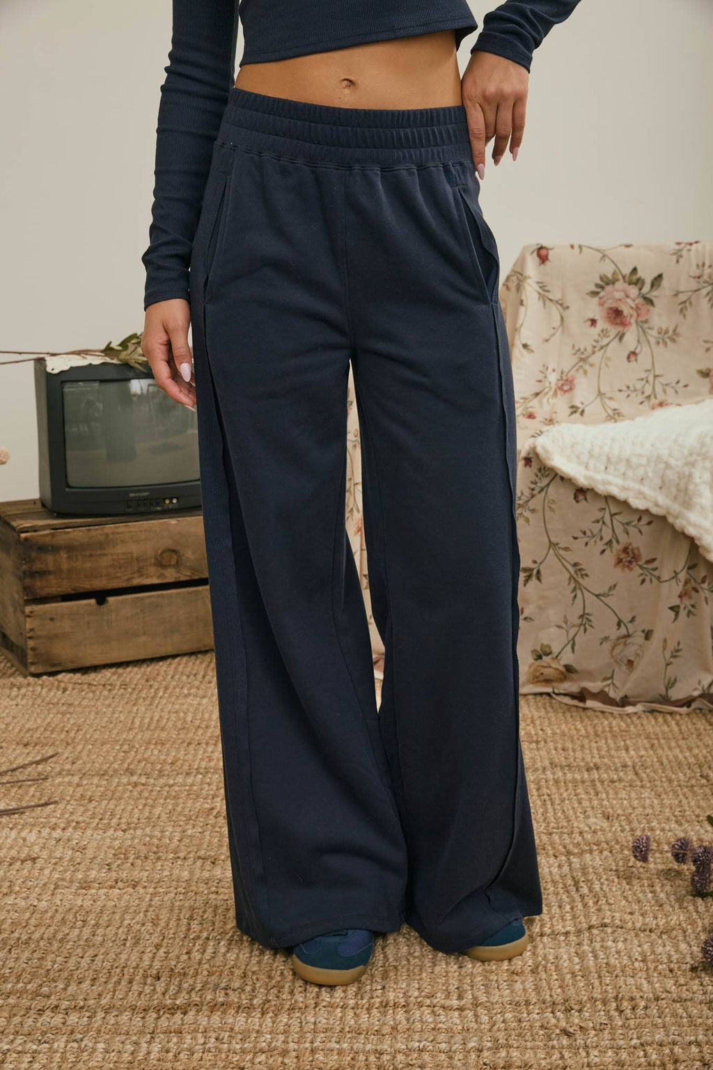 ELASTIC WAIST SIDE PANEL KNIT LOUNGE PANTS