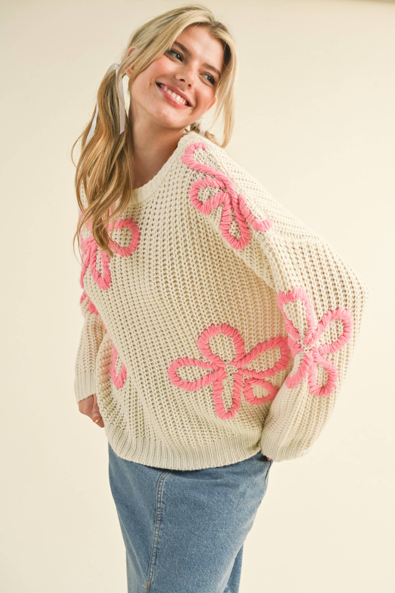 FLORAL CONTRAST STITCH PULLOVER SWEATER