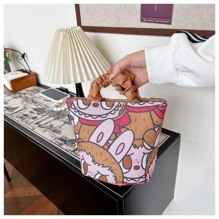 👜 “Labubu Charm” Cartoon Monster Cute Handbag – Portable Bucket Bag