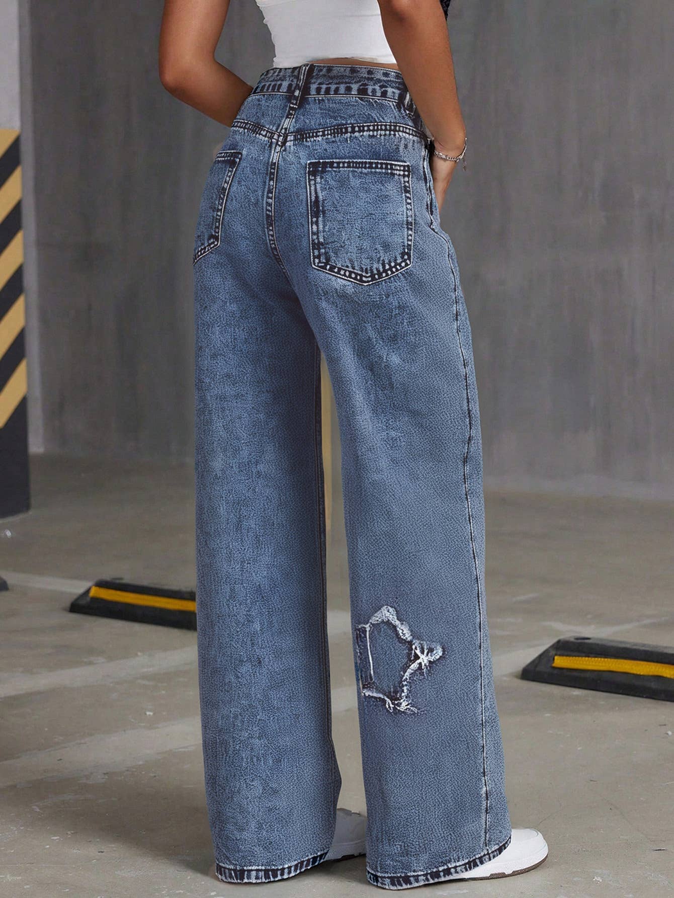 Autumn wash star patches wide-leg jeans