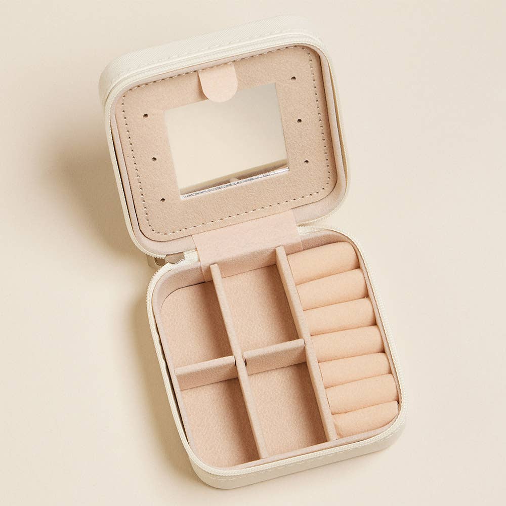 Cherry and Checker Pattern Portable Square Jewelry Box