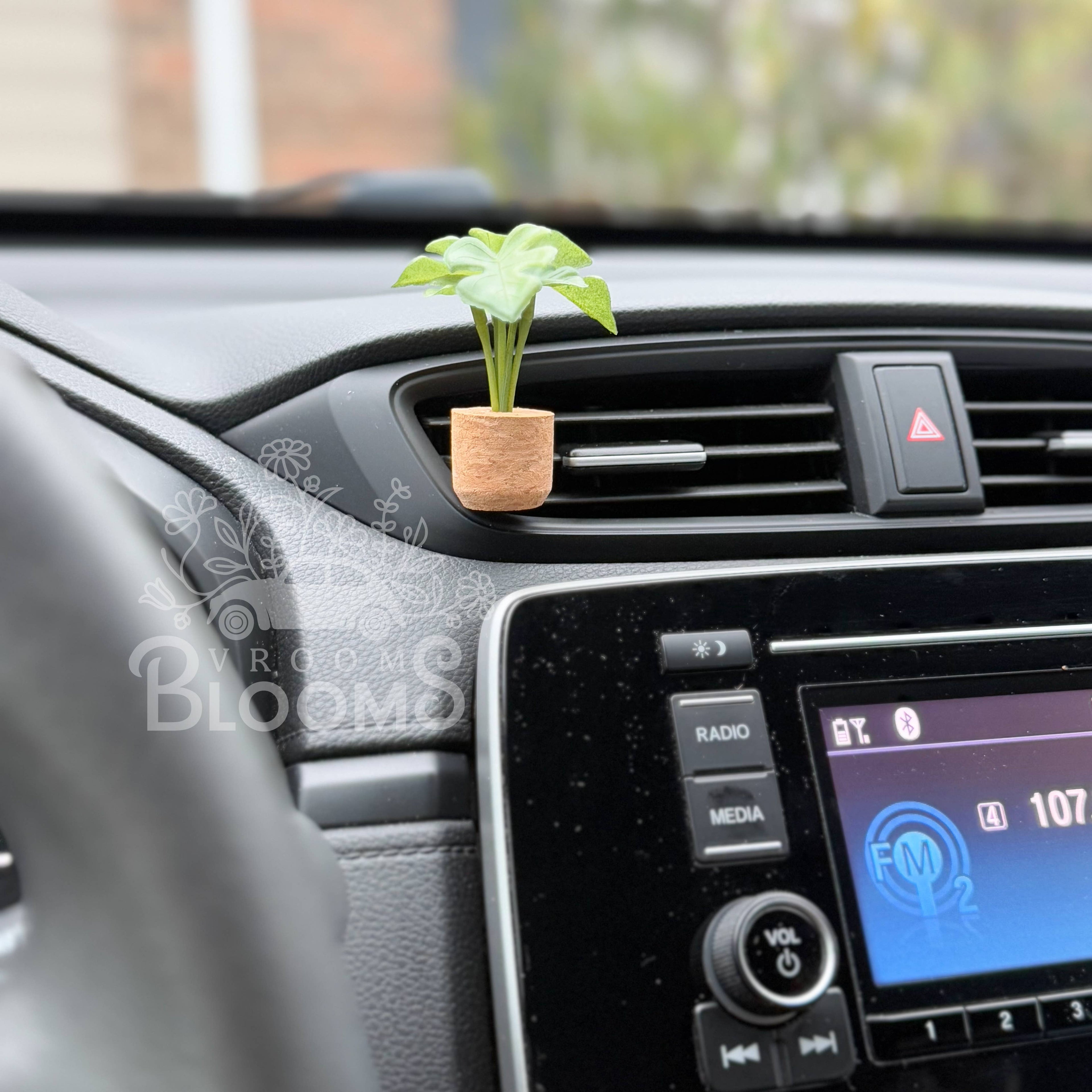 Monstera Vent Clip Car Air Freshener Diffuser (Reusable)