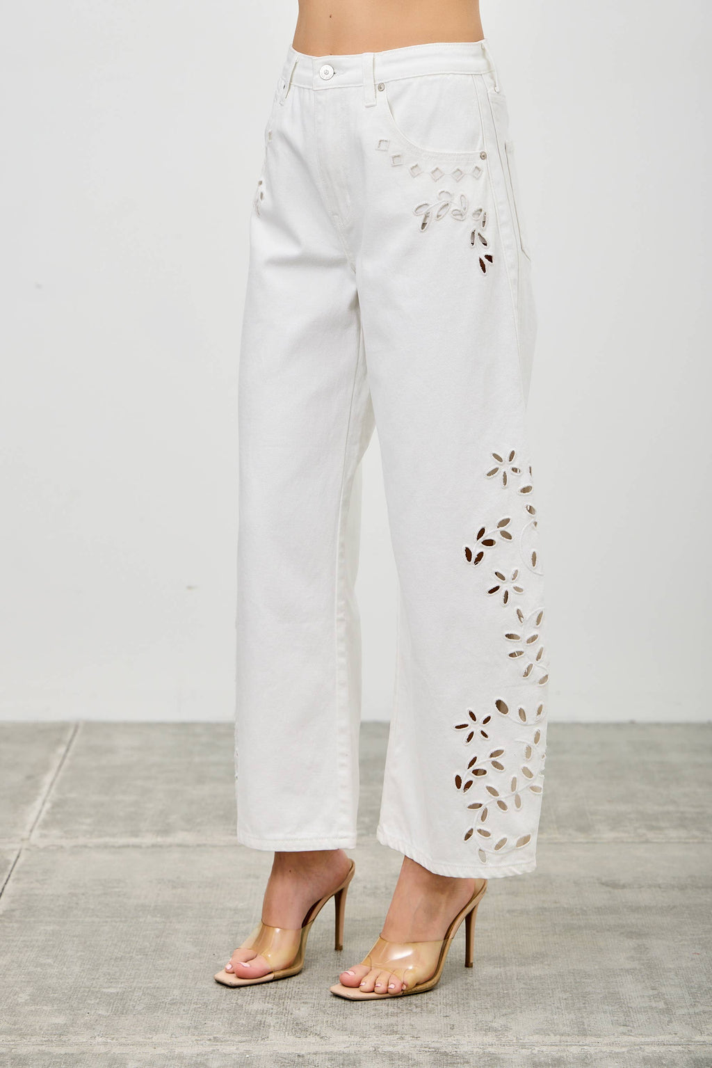 P8286-HIGH RISE LOW CURVE BARREL WITH EMBROIDERY