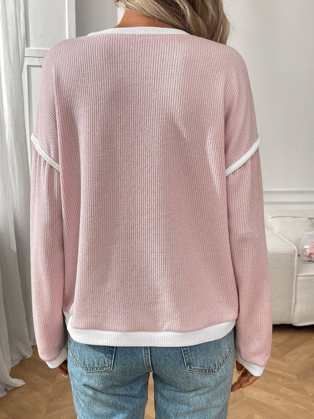 Women's Contrast Trim Waffle Knit Long Sleeve Pullover