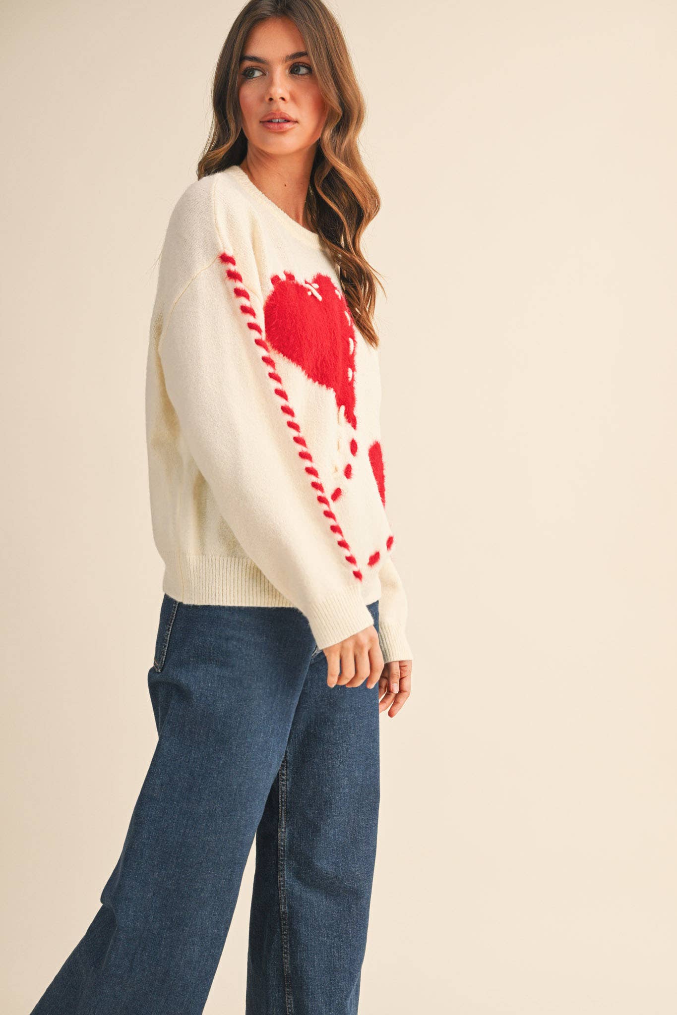 FUZZY HEART KNIT SWEATER WITH WHIP STITCH
