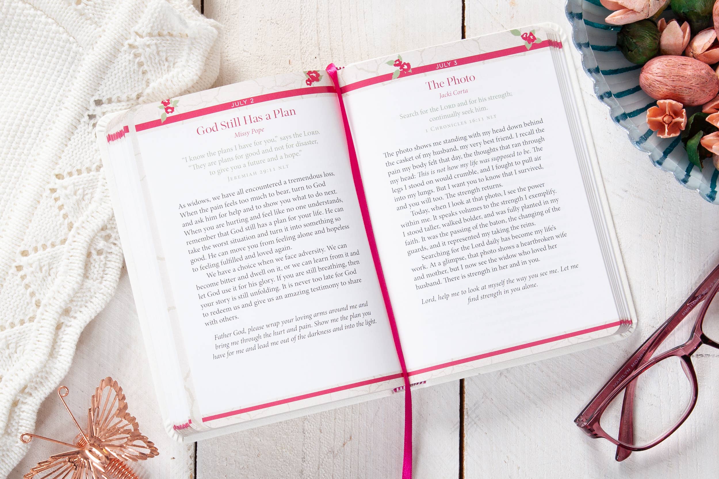 Widow's Might (Daily Devotional for Widows)
