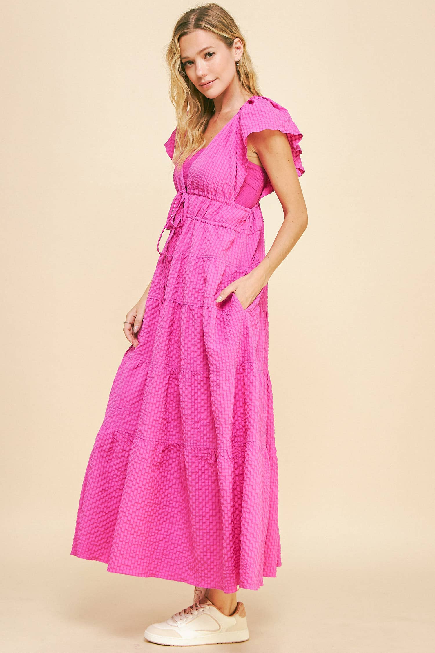 PLUS CRINKLED TEXTURE FLUTTER SHORT SLEEVE DRESS