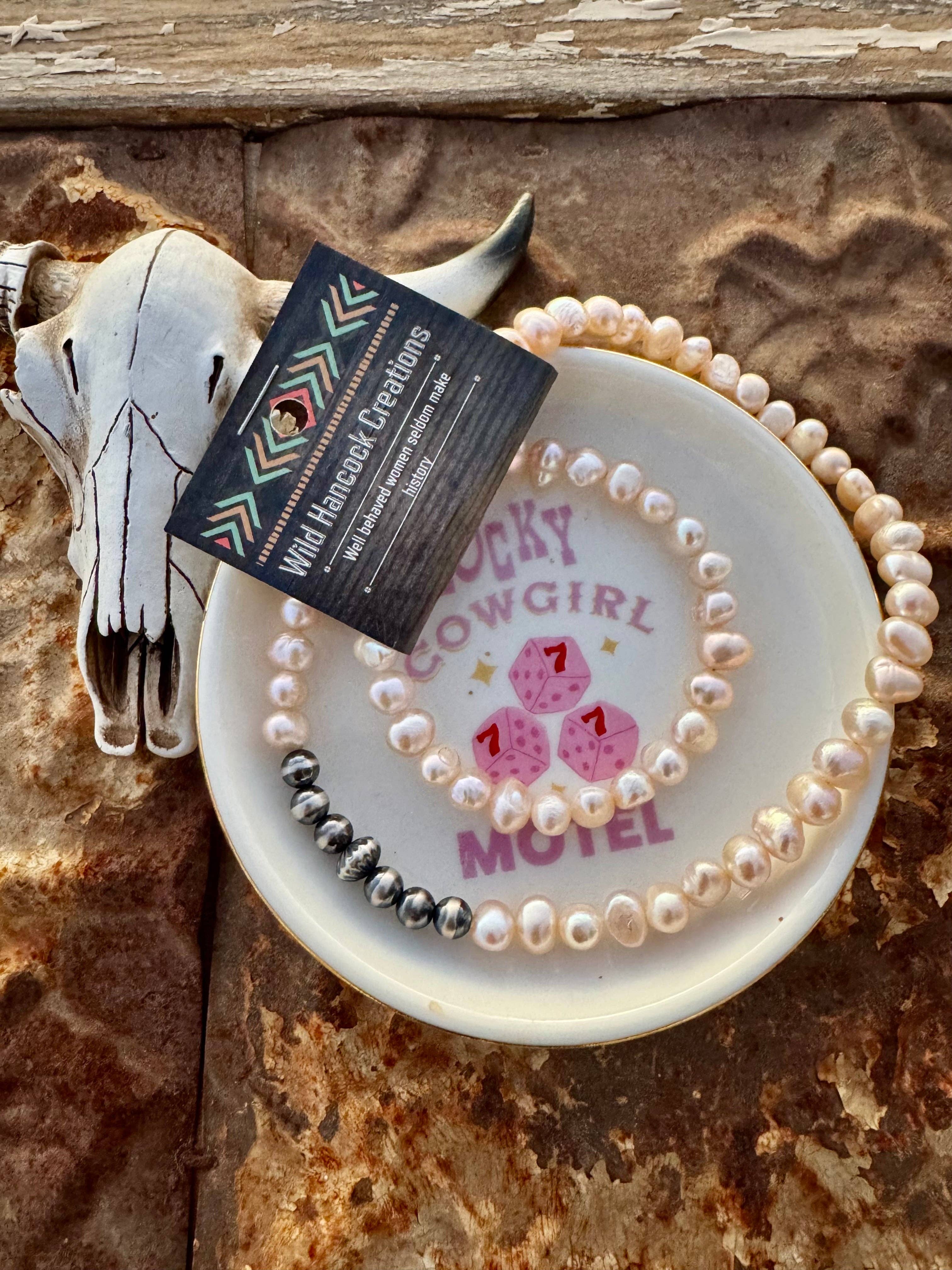 Navajo Pearl Necklace/Fresh Water Pearl Necklace/Boho Choker