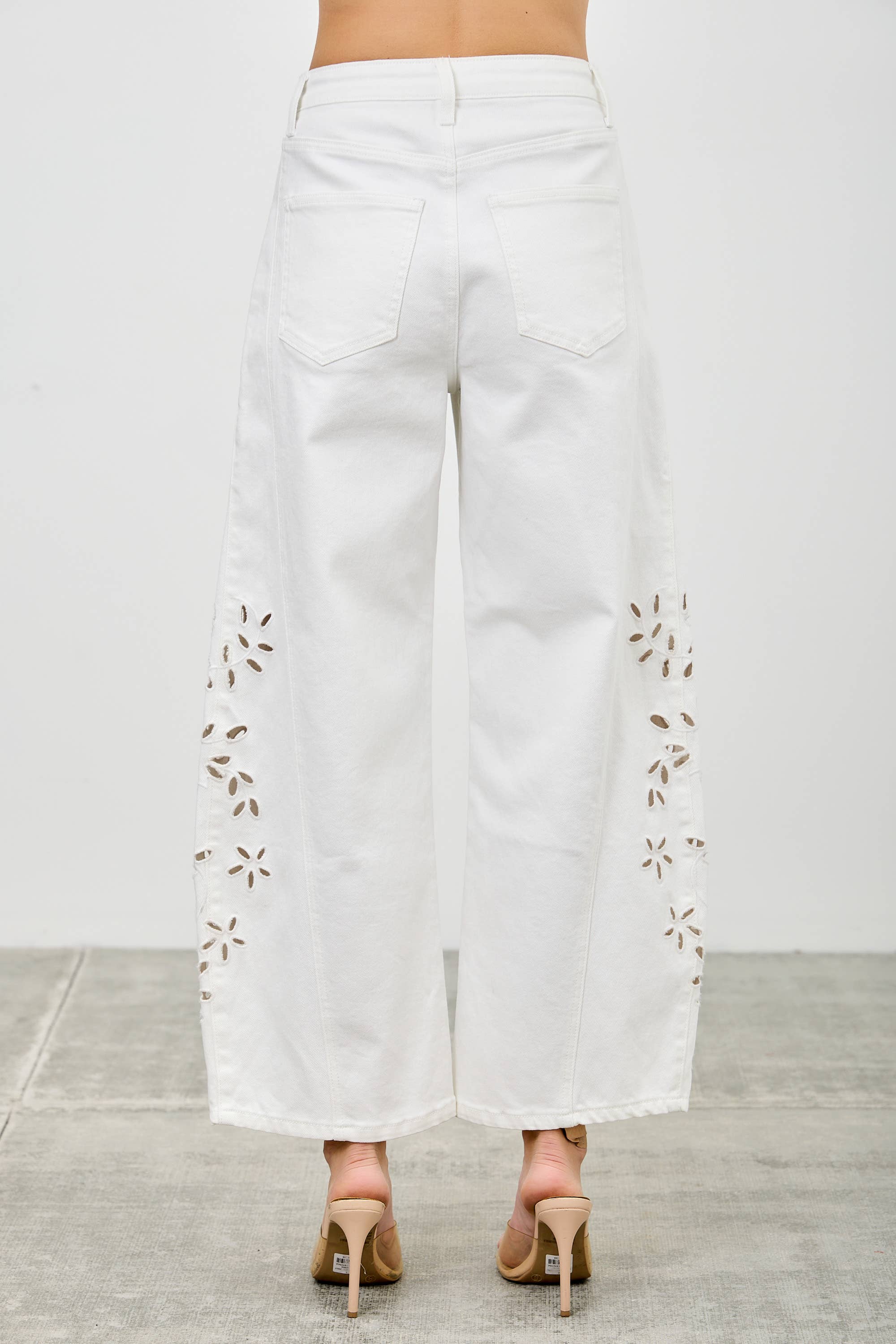 P8286-HIGH RISE LOW CURVE BARREL WITH EMBROIDERY