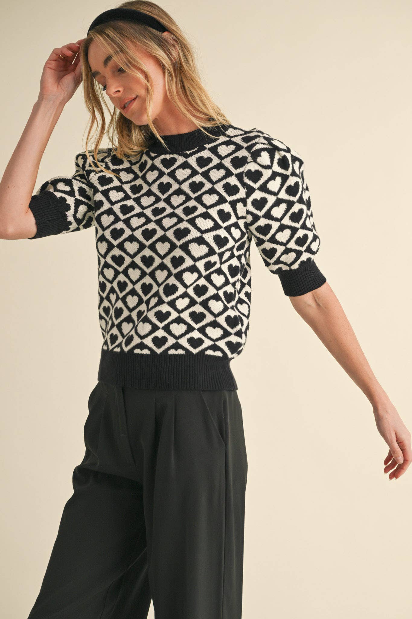 CHECKERED HEART PATTERN SWEATER
