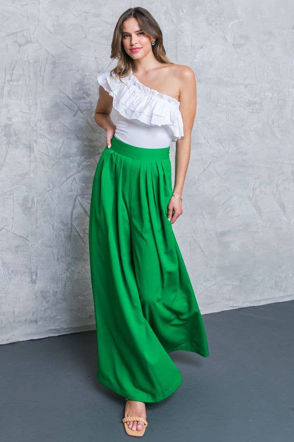 A solid woven pant - IP7901