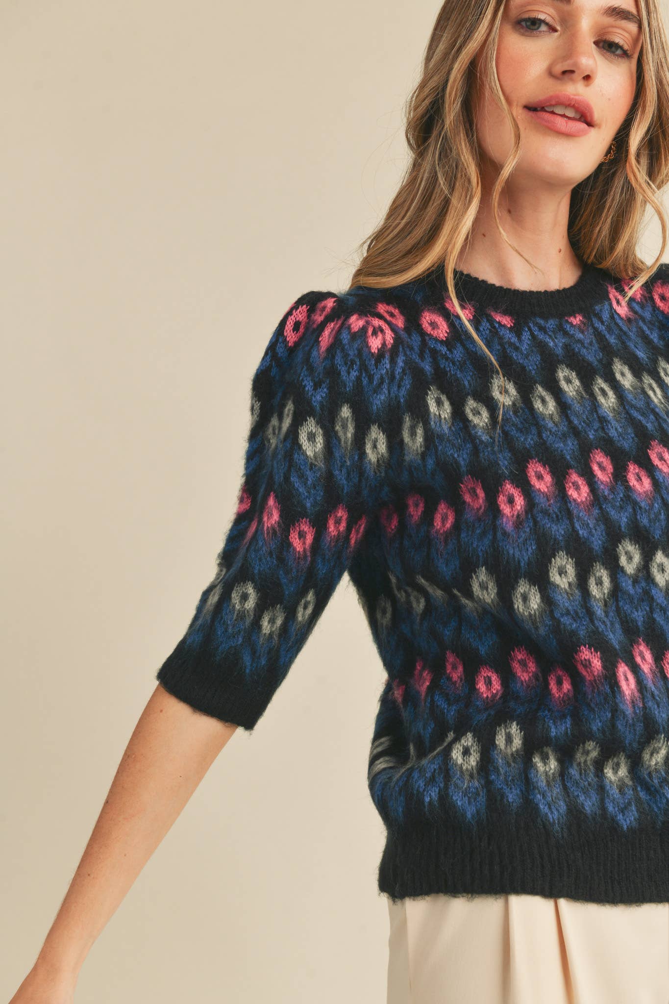 FLORAL KNIT SHORT PUFF SLEEVE SWEATER TOP
