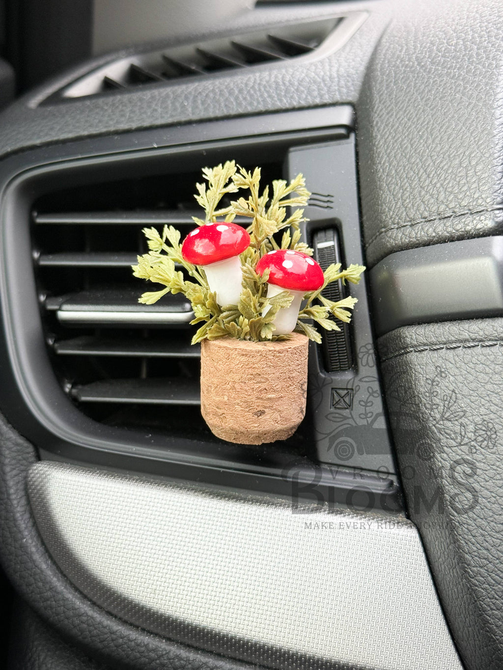 Mushroom Vent Clip Car Air Freshener Diffuser (Reusable)