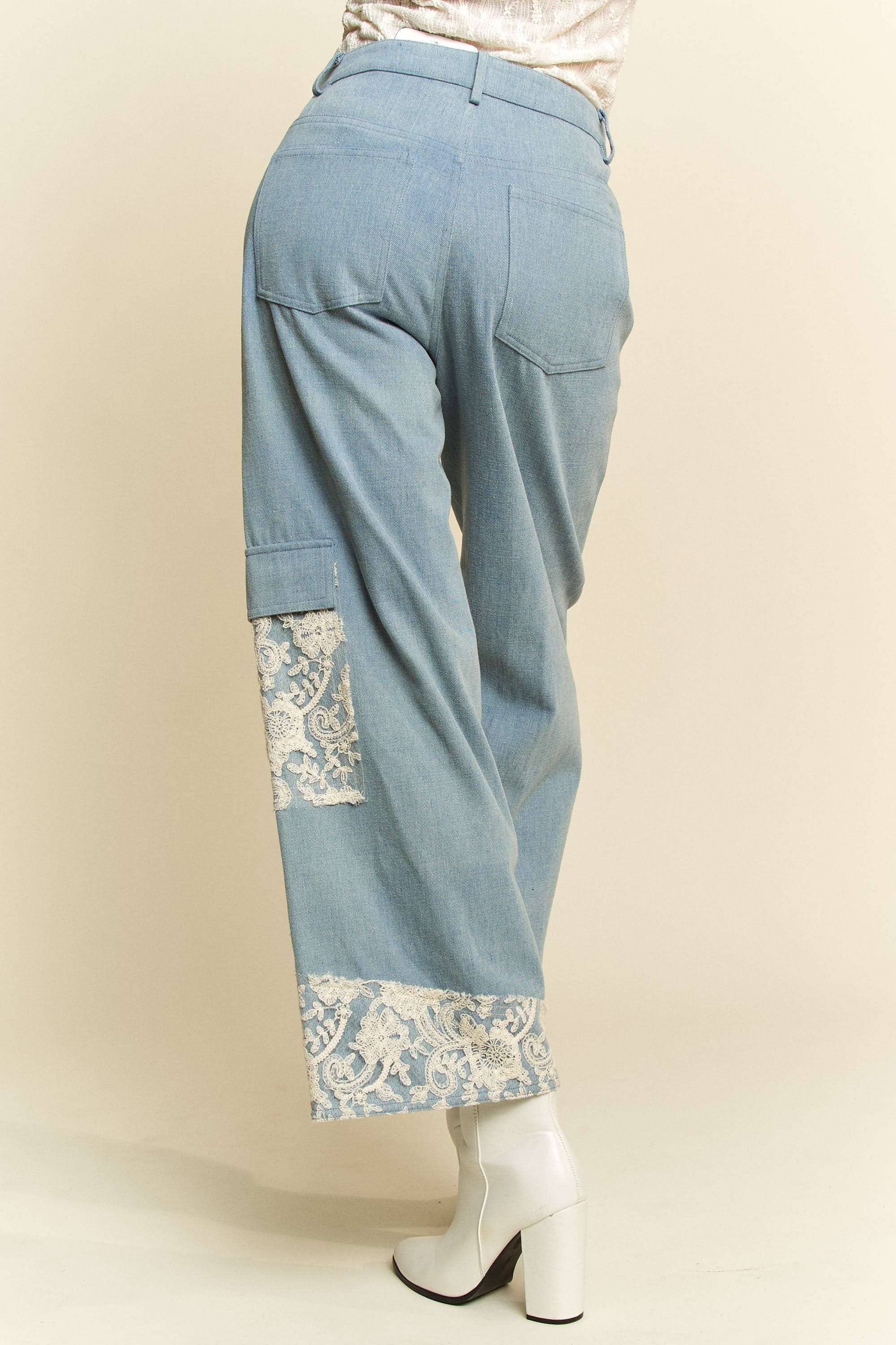 WIDE LEG DENIM PANTS WITH LACE APPLIQUE DETAILS