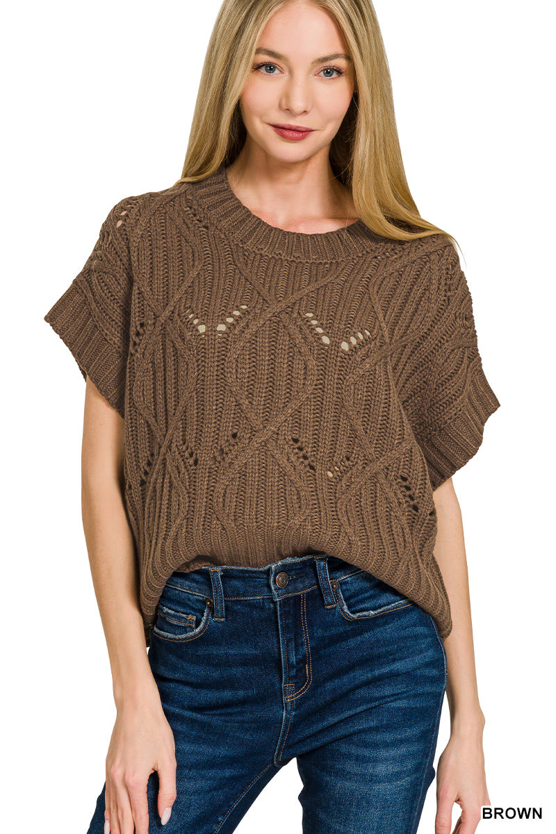 Cable knit short sleeve sweater