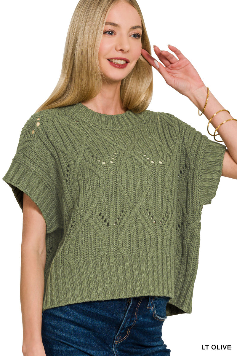 Cable knit short sleeve sweater