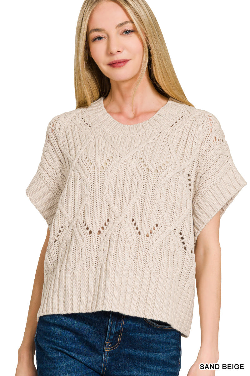 Cable knit short sleeve sweater