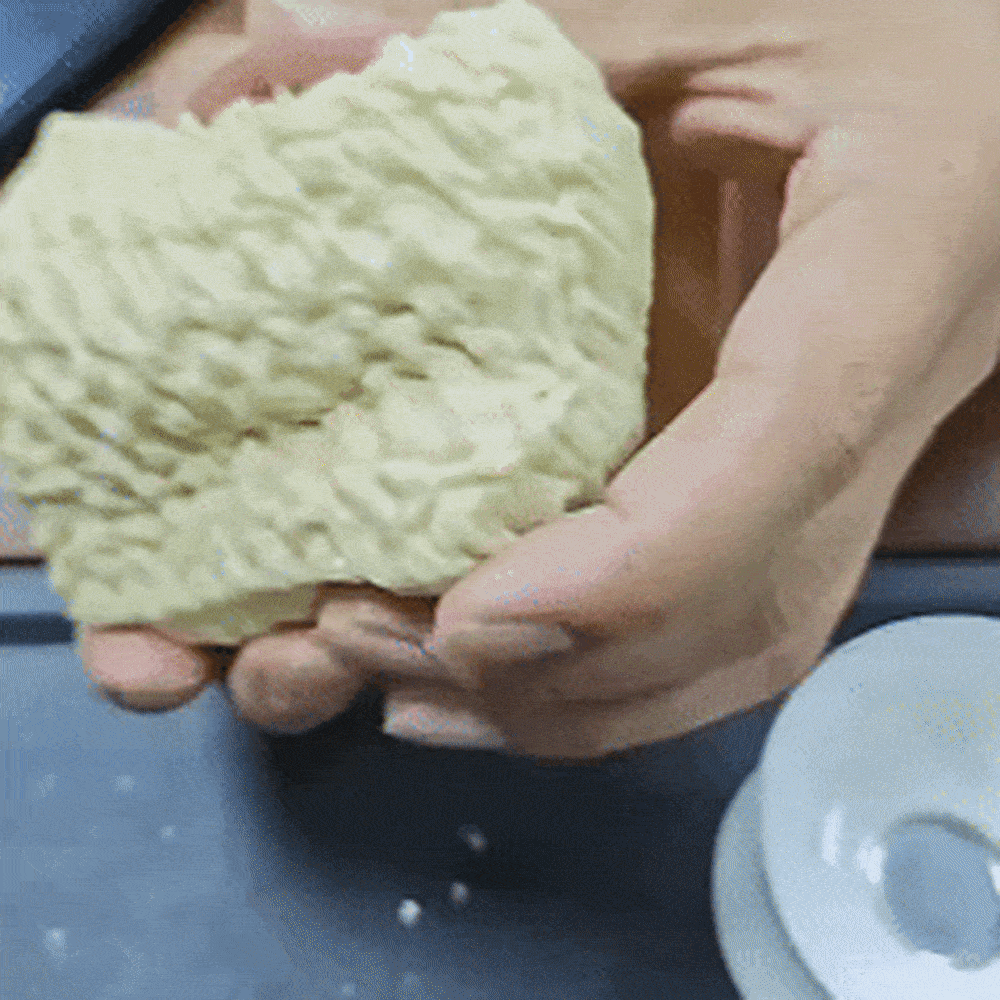 12PCS - ASMR Crunchy Noodle Squeeze Squishy Stress Relief Toy