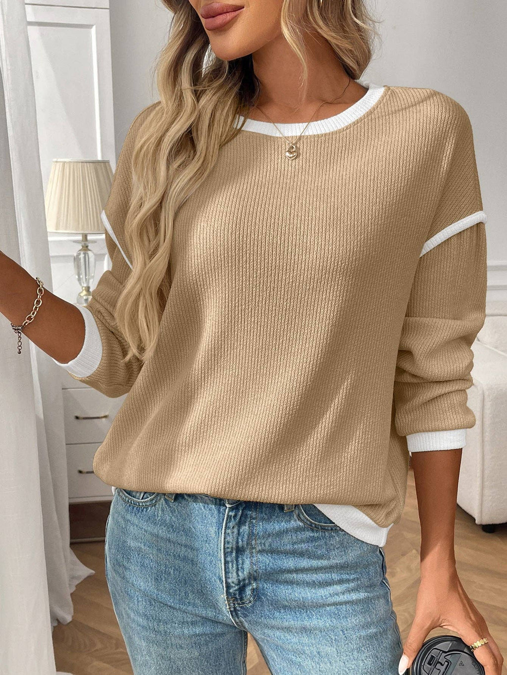 Women's Contrast Trim Waffle Knit Long Sleeve Pullover