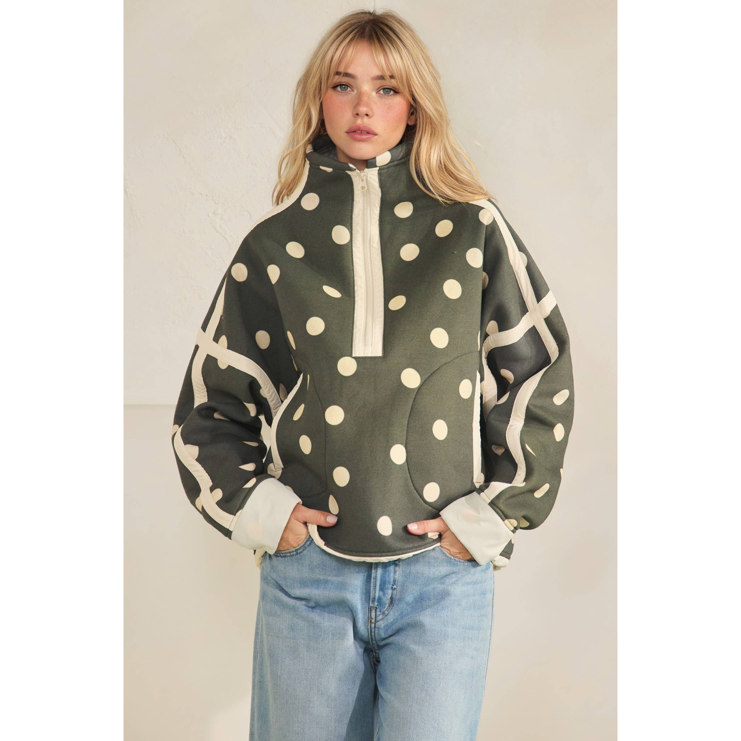 Polka Dot Contrast Pull Over