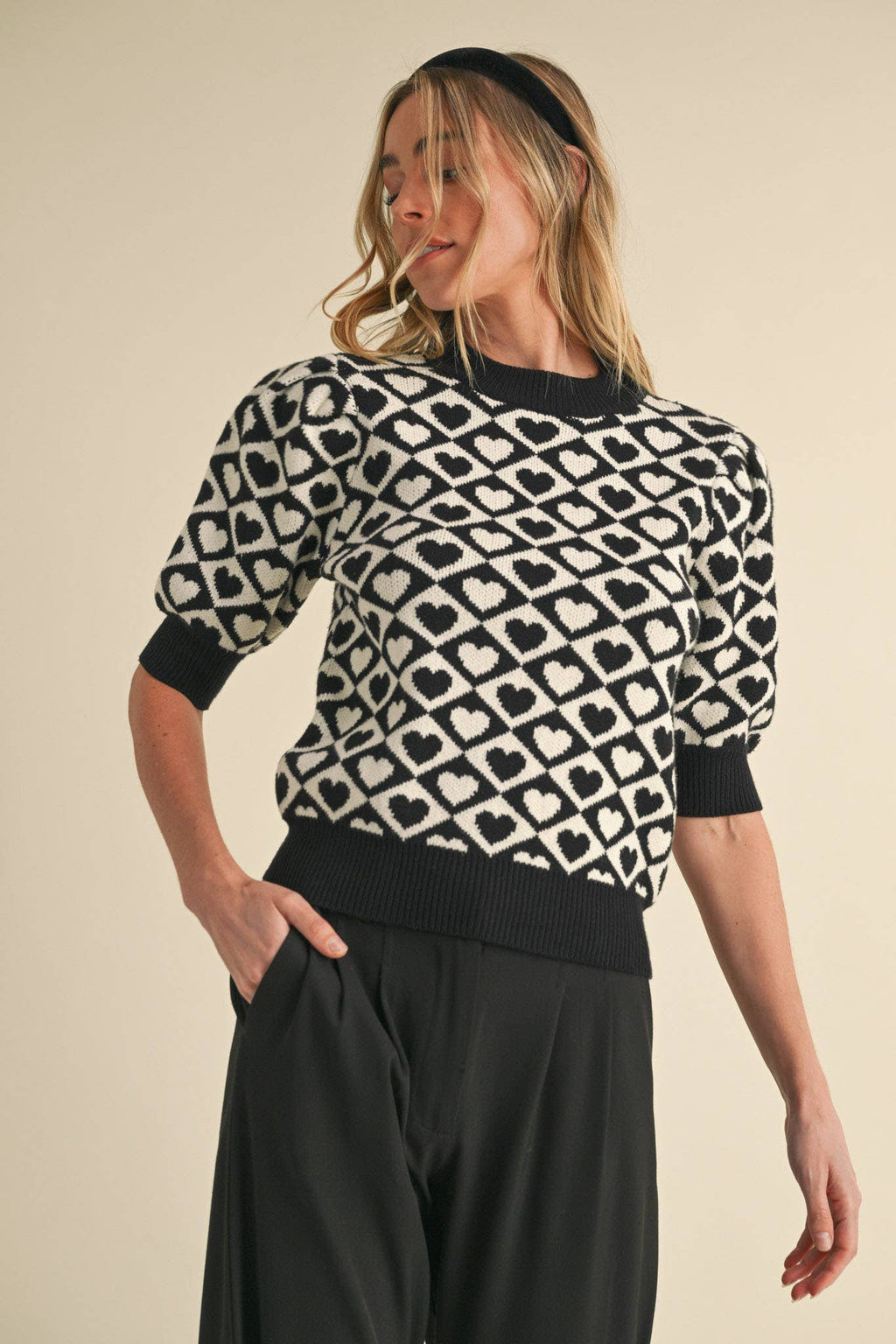 CHECKERED HEART PATTERN SWEATER