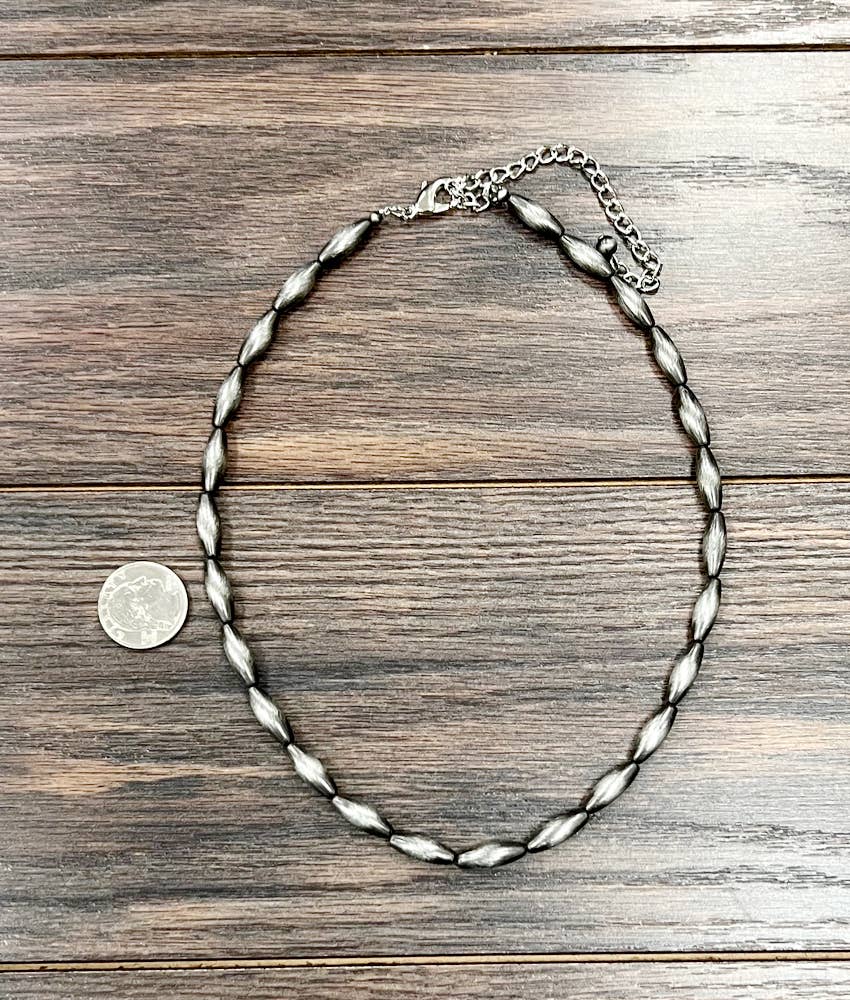 739531, Handmade 18" 18mm Elongated Navajo Bead Necklace