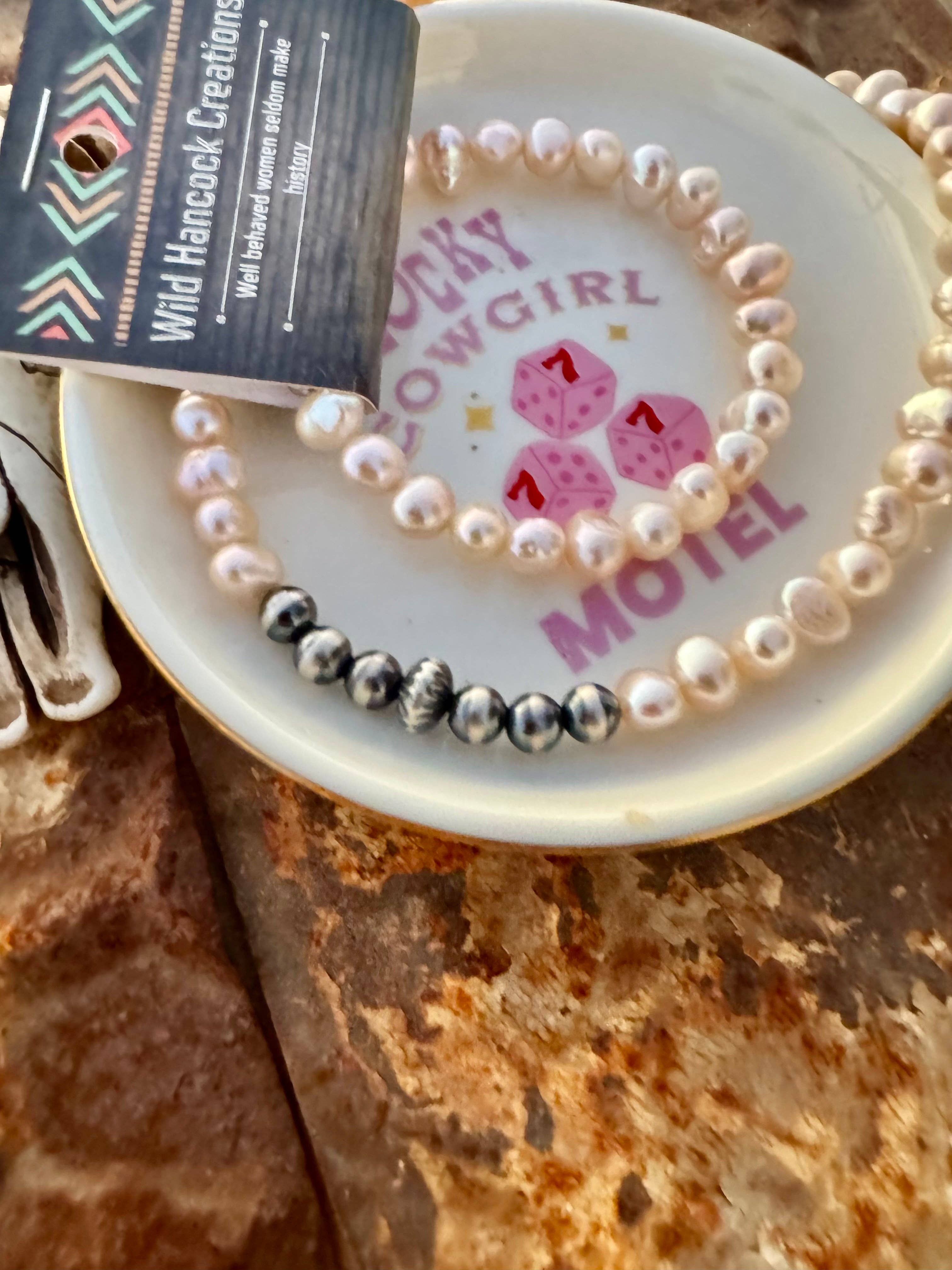 Navajo Pearl Necklace/Fresh Water Pearl Necklace/Boho Choker
