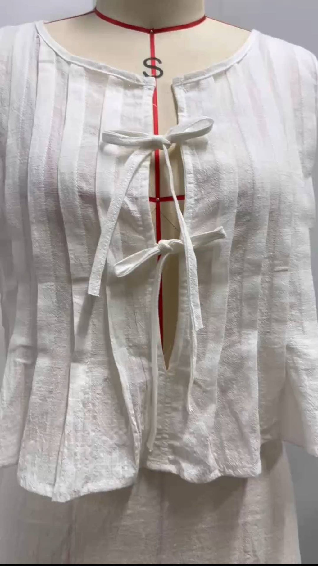 Viral top lace up bow tie front Pleated tank top