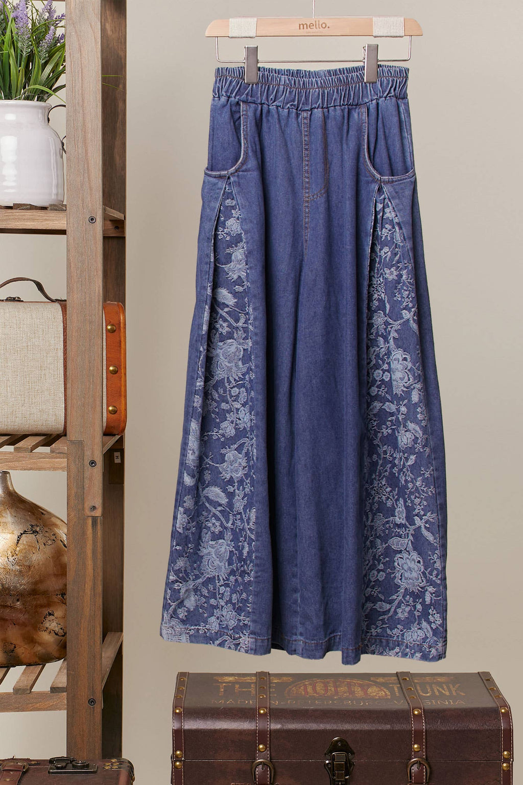Side Floral Wide-Leg Jeans Pants