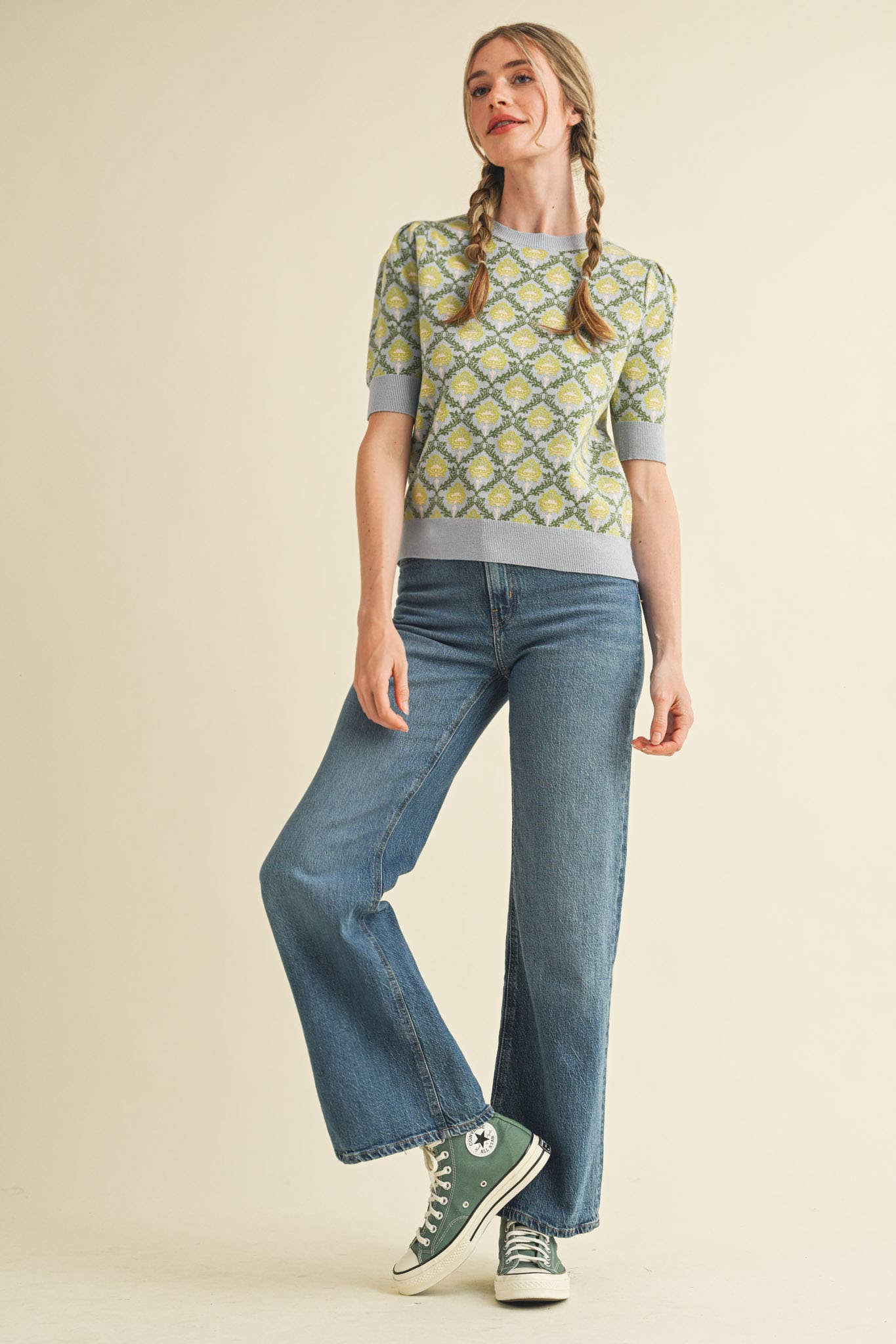 FLORAL PATTERN SHORT SLEEVE SWEATER