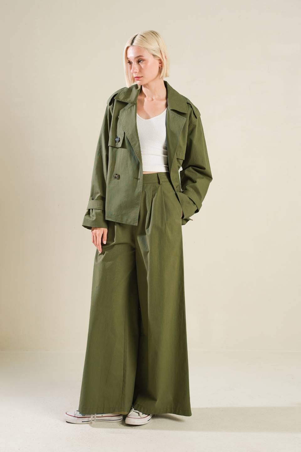 A solid woven pant - FP1315