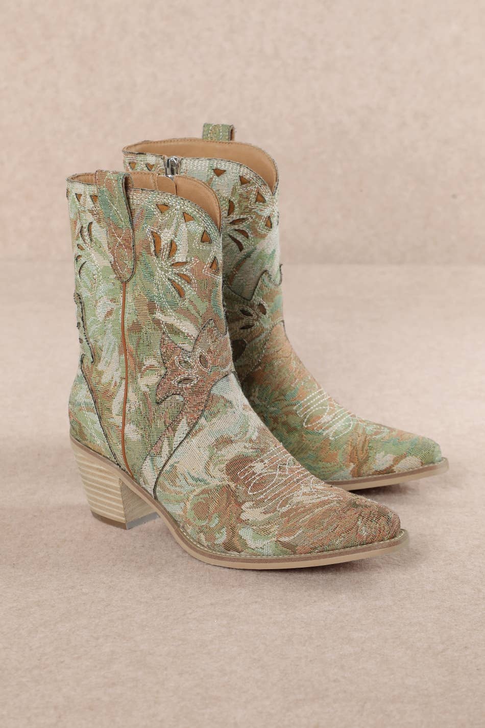 AMARYLLIS ARTISTIC JACQUARD FABRIC WESTERN BOOTS