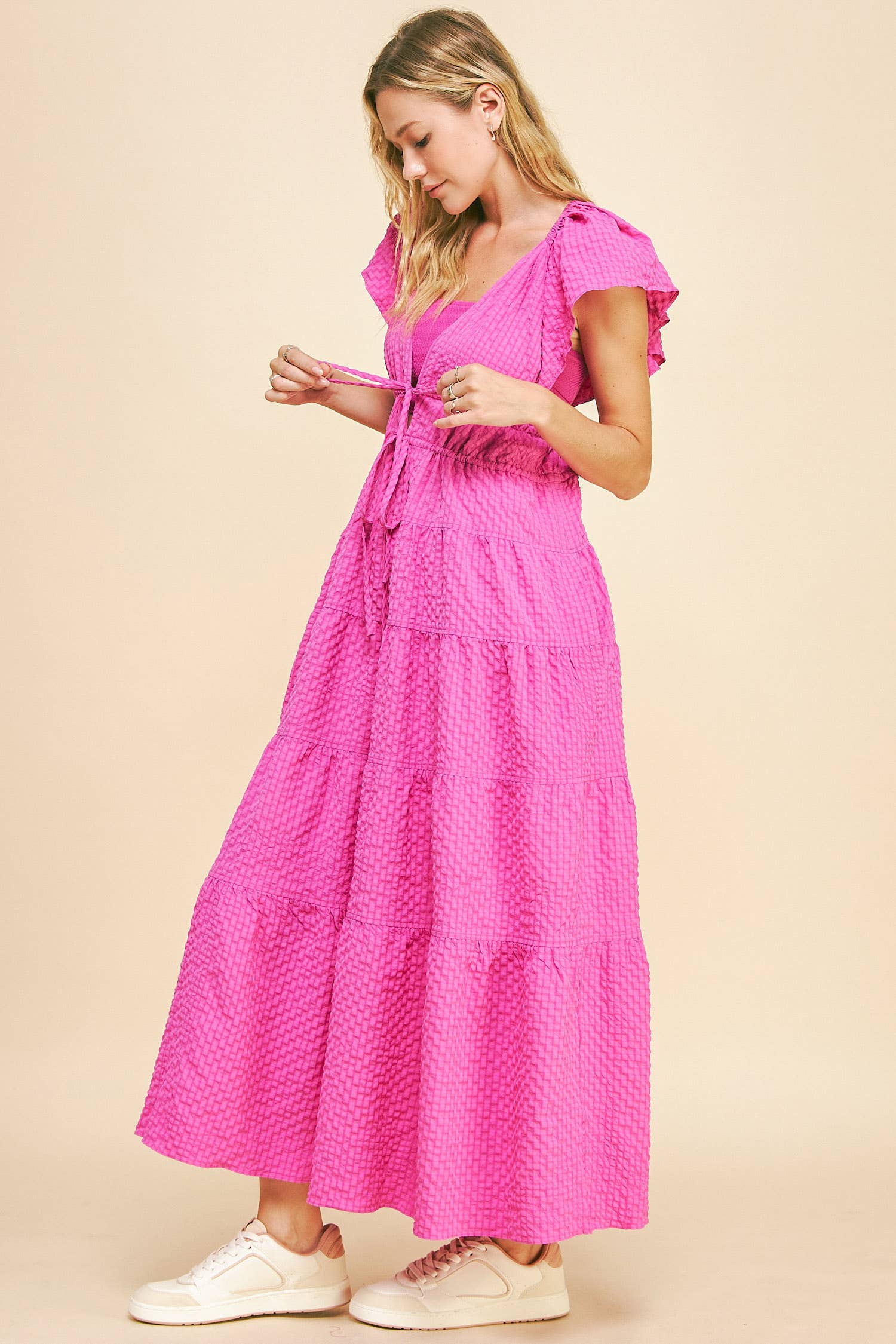 PLUS CRINKLED TEXTURE FLUTTER SHORT SLEEVE DRESS