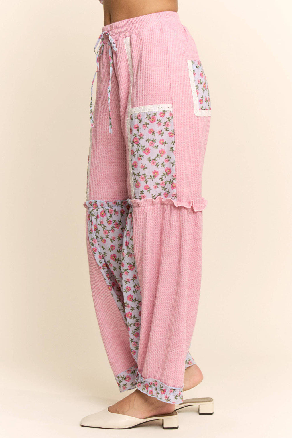 WAFFLE KNIT FLOWER PRINT LACE ELASTIC WAIST PANT