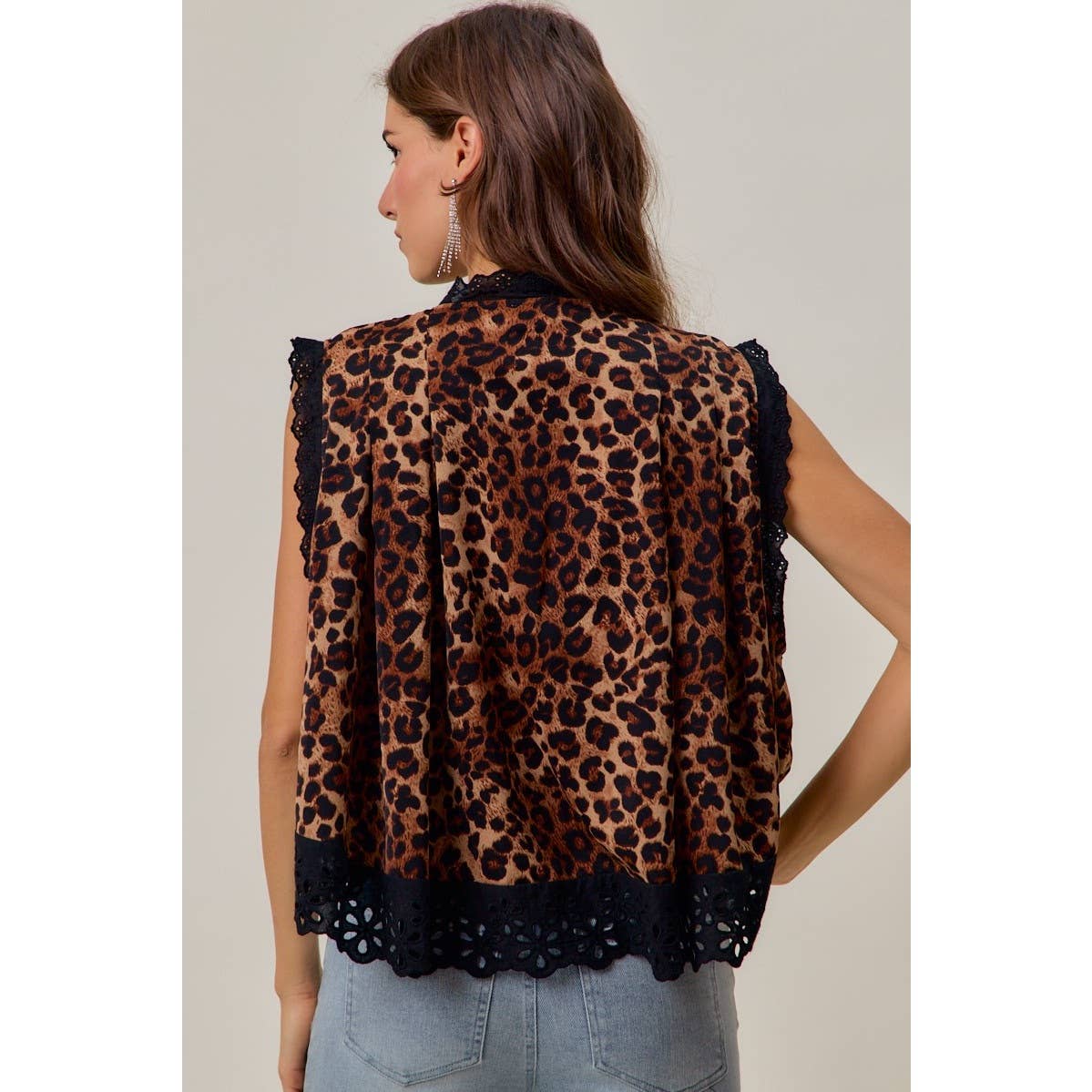 Leopard Button Up Pleated Sleeveless Blouse Top