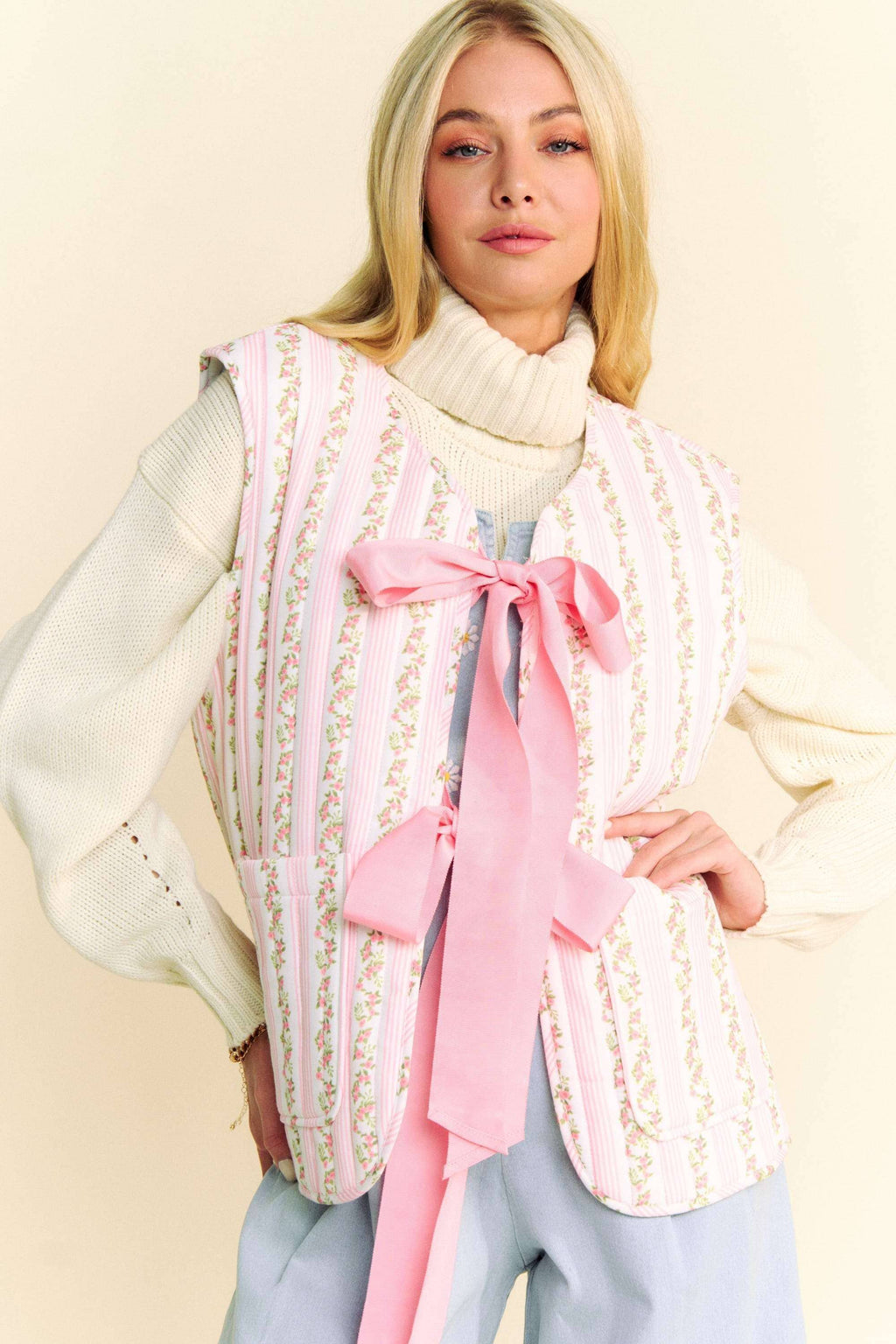 QUILTED FLORAL BOW TIE FRONT PADDING VEST JACKET