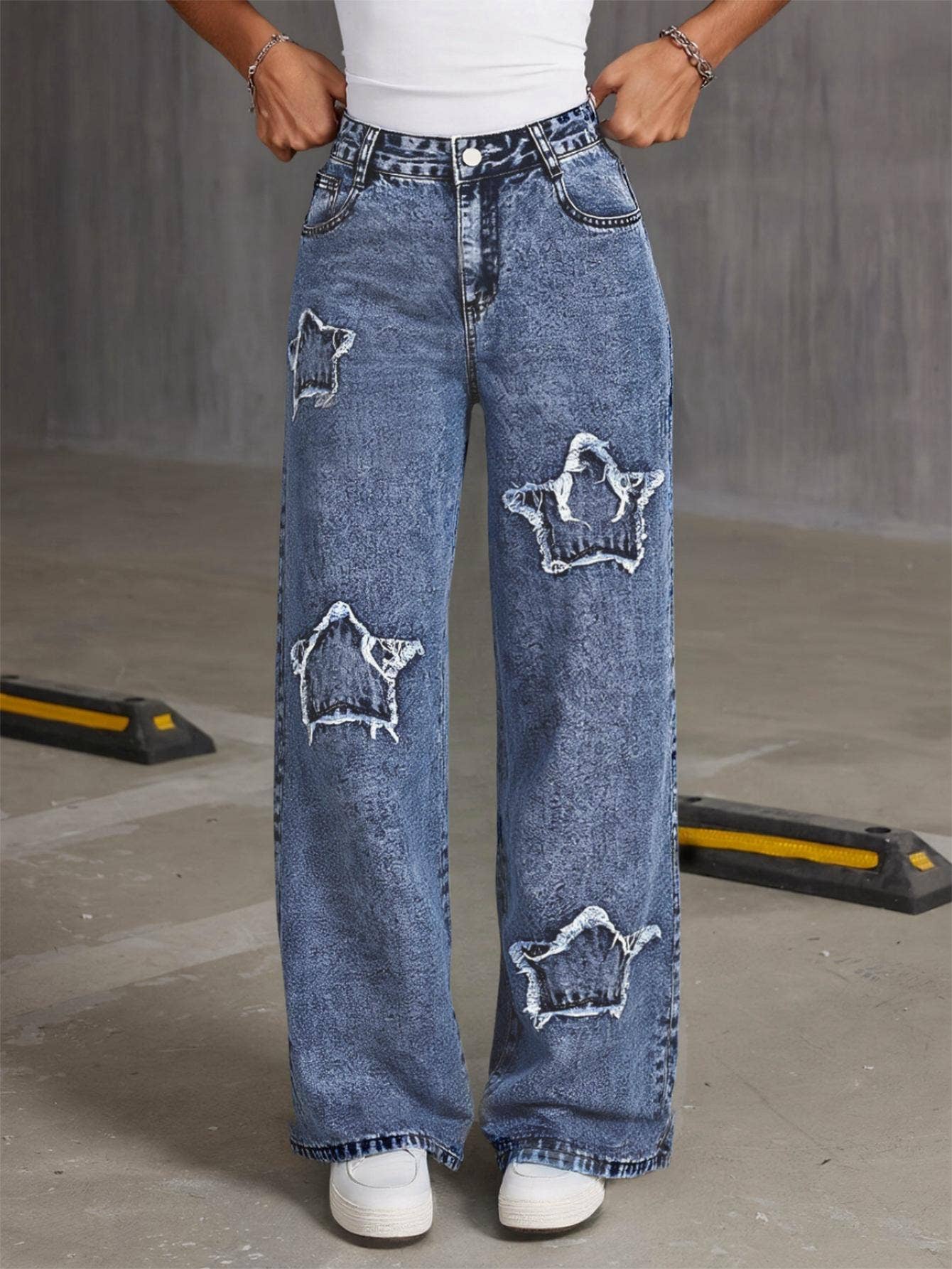 Autumn wash star patches wide-leg jeans